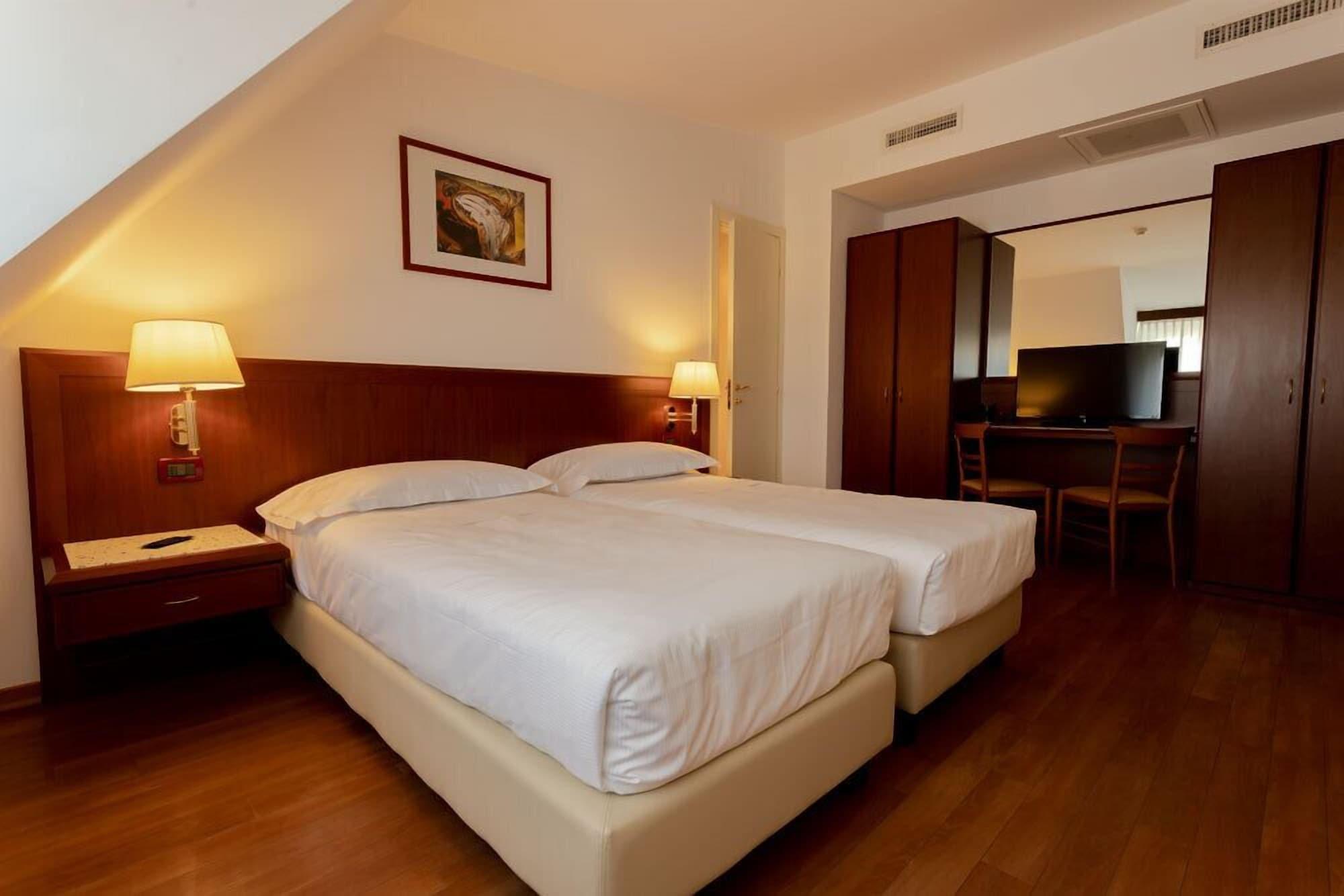 Hotel Europa Rende Dış mekan fotoğraf
